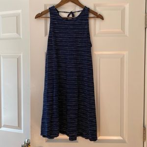 Gap petite xs blue striped dress